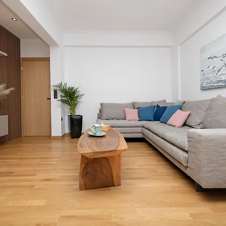 Avenue Corfu Town Apartment